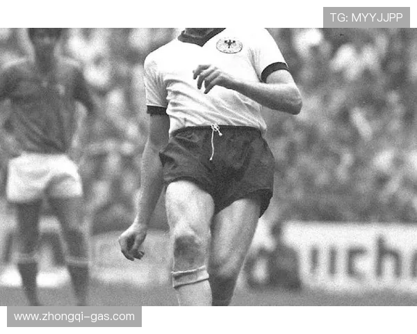 足球明星的成长轨迹与奋斗历程：从少年到世界级巨星的背后故事