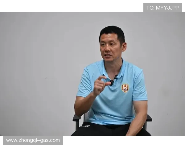 杨晨：从足球天才到全能运动员的成长之路与跨界人生