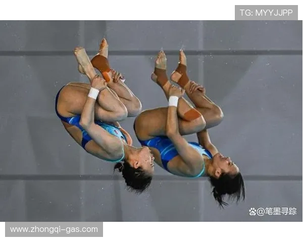 跳水运动的技艺与精神探析:从竞技到艺术的跨越与传承 跳水运动的技艺与精神探析:从竞技到艺术的跨越与传承