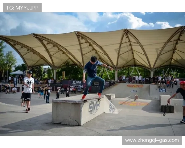 上海滑板队在攀岩联赛中以94分稳居积分榜首位