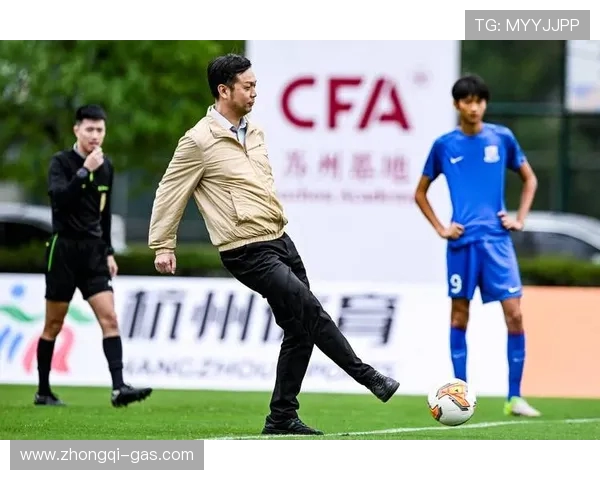 南京足球队在全国足球配合排行榜中荣获第六名的佳绩引发关注