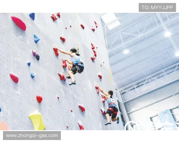 杭州攀岩队灵活性创新高引发全国关注攀岩运动新风潮