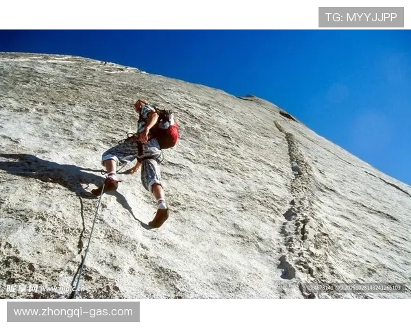 重庆攀岩队实力分析与发展潜力探讨攀岩运动的未来趋势与挑战