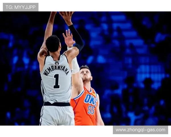 2008年NBA季后赛经典对决马刺与太阳的激烈较量回顾与分析